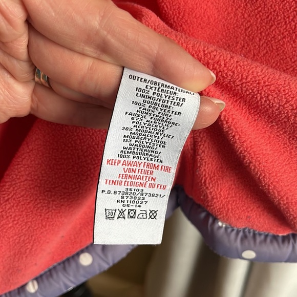 Mini Boden girls 7-8y puffer jacket/vest purple polka dot - Picture 12 of 13